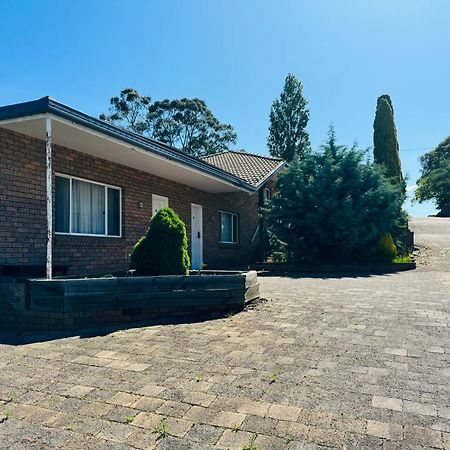 Deer Park Motor Inn Armidale Exterior foto